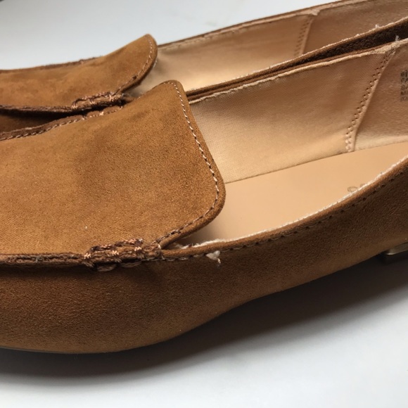 Express Pointy Toe Faux Suede Flat- Size 6.5 - Picture 6 of 7